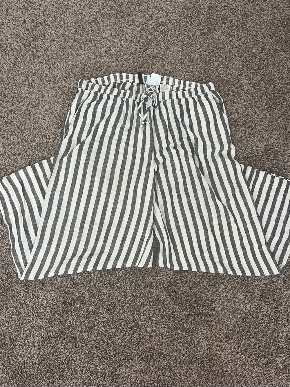 H&M Striped Pants